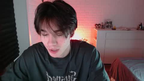 Snapshot of charleshanson69 chatting on October 2025 04:46:01 PM charleshanson69 online show from October 2025 04:46:01 PM