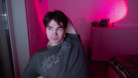 charleshanson69 online show from December 2025 12:44:02 PM