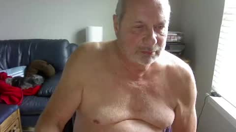 Charles online show from February 2026 08:21:01 PM