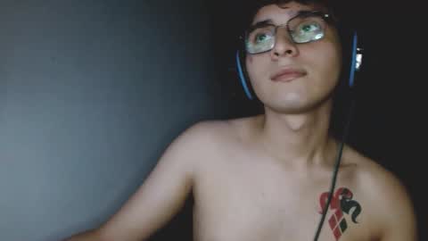 Snapshot of charley_quin chatting on September 2025 04:49:01 AM Charley quinn online show from September 2025 04:49:01 AM