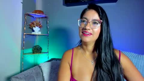 Snapshot of charlhot_ chatting on October 2025 12:39:02 PM charlhot_ online show from October 2025 12:39:02 PM