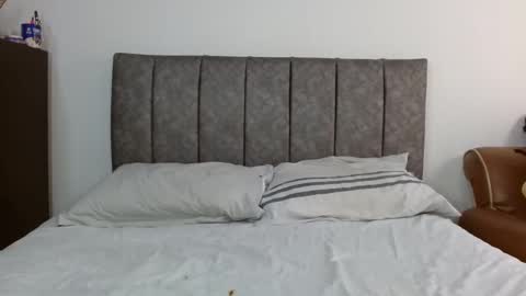 charli 4 online show from March 2026 04:22:02 PM