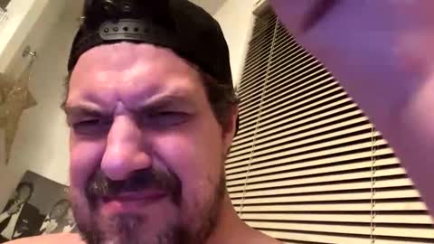 Snapshot of charlie371403 chatting on November 2025 07:30:02 AM charlie371403 online show from November 2025 07:30:02 AM