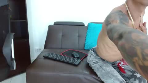 Snapshot of charlie_oconnor chatting on January 2025 09:27:01 AM Charlie oconnor online show from January 2025 09:27:01 AM