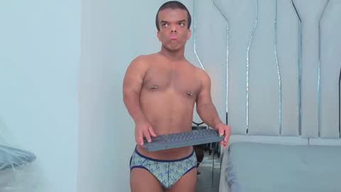 charlie_walkerr online show from May 2026 07:30:02 PM