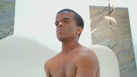 charlie_walkerr online show from May 2026 12:51:02 AM
