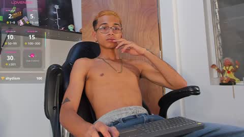 Charles Russo online show from January 2025 12:10:01 AM