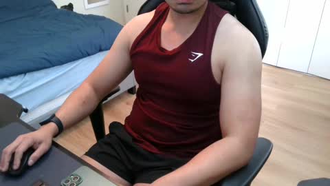 charliekkw online show from March 2025 07:48:01 PM