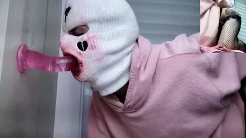 Charlie Throat online show from February 2026 06:39:02 PM