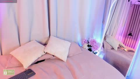 Char 3  Lets go for the 100 Thumb-Up   online show from January 2025 10:40:01 AM