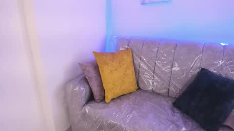    online show from February 2026 04:23:01 PM