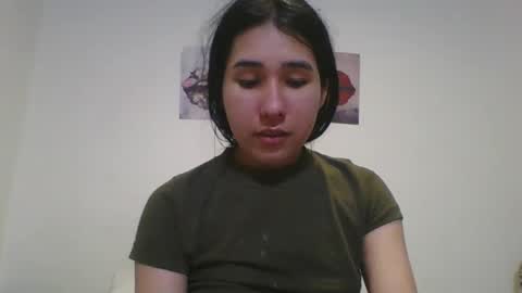 Snapshot of charlotte2852 chatting on January 2025 12:25:01 AM karinaa independent model online show from January 2025 12:25:01 AM