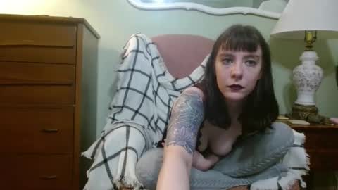 Snapshot of charlotte3anne chatting on April 2026 10:18:01 AM Charlotte online show from April 2026 10:18:01 AM