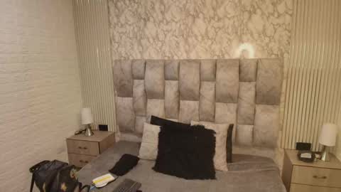 charlotte online show from September 2025 10:15:01 AM