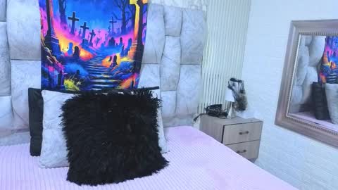 charlotte online show from October 2025 12:37:02 PM