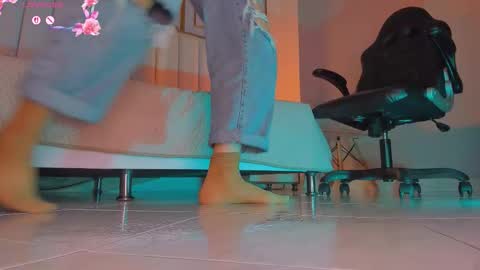 charlotte  grey online show from February 2026 08:16:01 PM