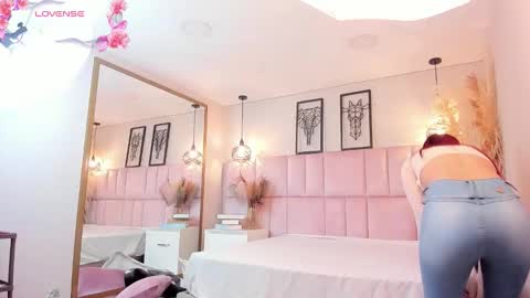 Snapshot of charlotte__hall_ chatting on January 2026 03:09:01 AM Daniela online show from January 2026 03:09:01 AM