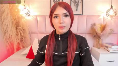 Snapshot of charlotte__hall_ chatting on January 2026 06:08:01 AM Daniela online show from January 2026 06:08:01 AM