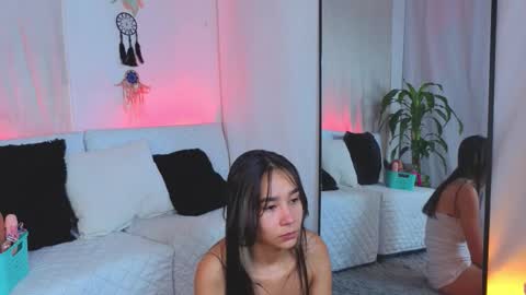 Snapshot of charlotte_copper chatting on September 2025 09:22:02 AM Charlotte online show from September 2025 09:22:02 AM