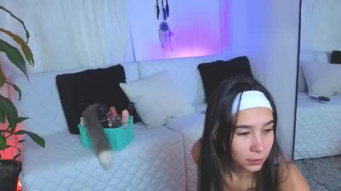 Charlotte online show from October 2025 09:42:01 AM