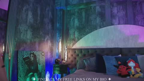 Charlotte online show from February 2026 06:45:01 PM