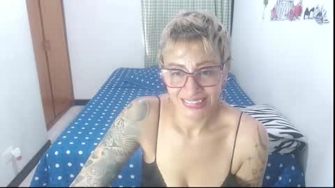 Snapshot of charlotte_gray_1 chatting on March 2026 05:19:02 PM Charlotte online show from March 2026 05:19:02 PM