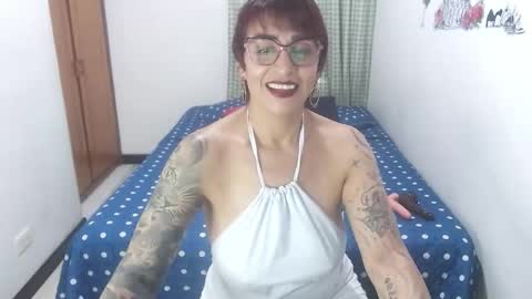Snapshot of charlotte_gray_1 chatting on April 2026 03:50:02 PM Charlotte online show from April 2026 03:50:02 PM