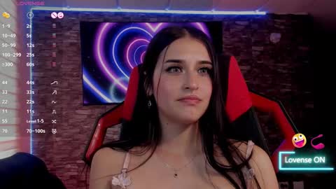 Snapshot of charlotte_greys chatting on February 2026 10:10:02 PM Charlotte online show from February 2026 10:10:02 PM