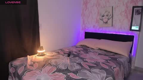 Snapshot of charlotte_hot47 chatting on February 2025 10:30:01 PM charlotte_hot47 online show from February 2025 10:30:01 PM