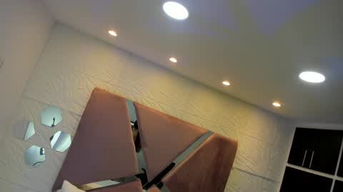 Charlotte Icee online show from December 2024 05:44:01 PM