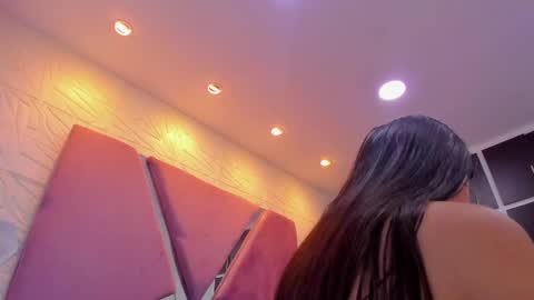 Charlotte Icee online show from March 2025 07:06:02 PM