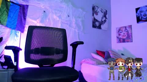 Charlie  online show from October 2025 05:54:02 AM