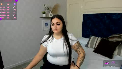 Snapshot of charlotte_mayers chatting on September 2025 11:32:01 AM Charlotte Mayers online show from September 2025 11:32:01 AM