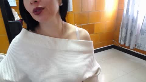 Charlotte online show from December 2025 02:02:02 PM