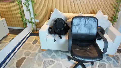 Charlotte  Everyday From 0700 to 1300 Col Time online show from September 2025 11:21:01 AM