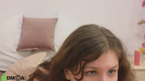 Snapshot of charlotte_wow chatting on March 2025 08:18:02 PM Charlotte online show from March 2025 08:18:02 PM