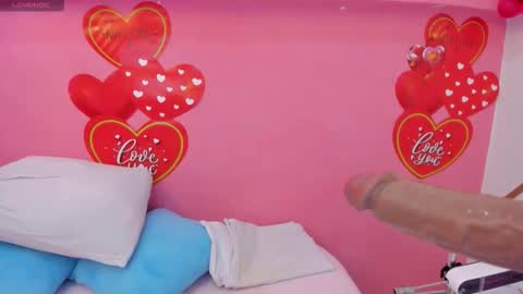 Charlotte  online show from October 2025 04:02:01 PM