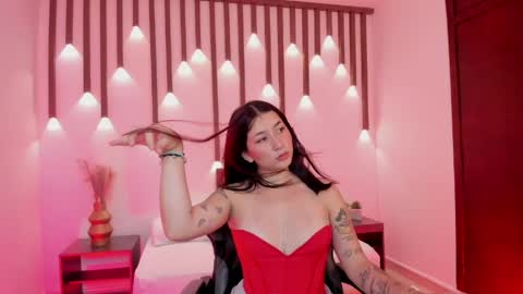 Charlottee online show from April 2026 02:11:01 AM