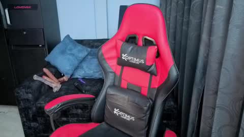 Natalia online show from November 2025 11:16:02 PM