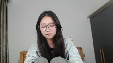 Charlotte online show from December 2024 02:09:01 PM