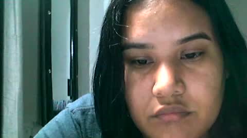 charlottequeen_21 online show from June 2026 02:30:01 PM