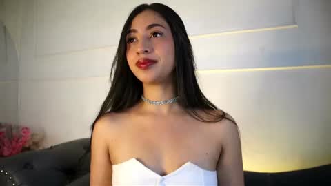 Lauren Rus online show from June 2026 12:37:01 PM