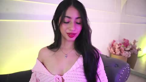 Lauren Rus online show from June 2026 12:31:02 PM