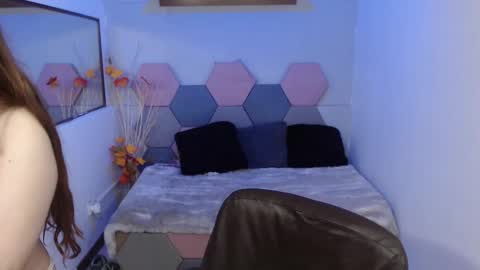 Charlotte Taylor online show from January 2025 07:03:01 AM