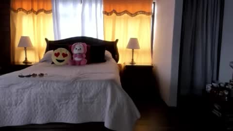 Charlotte online show from March 2026 06:04:01 PM