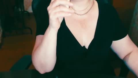 Snapshot of charlottextasty chatting on January 2025 10:05:02 AM CharlotteXTasty online show from January 2025 10:05:02 AM