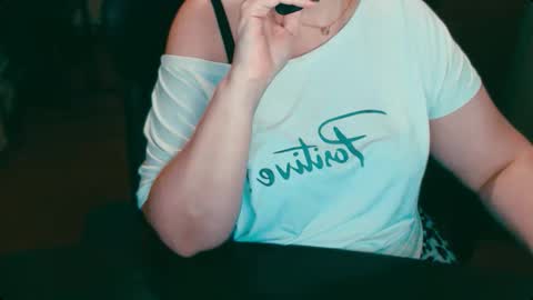 Snapshot of charlottextasty chatting on October 2025 05:28:01 PM CharlotteXTasty online show from October 2025 05:28:01 PM