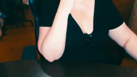 Snapshot of charlottextasty chatting on October 2025 11:01:01 AM CharlotteXTasty online show from October 2025 11:01:01 AM