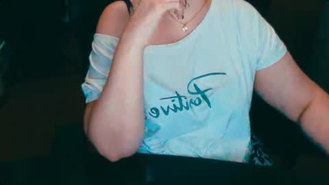 Snapshot of charlottextasty chatting on November 2025 11:32:02 AM CharlotteXTasty online show from November 2025 11:32:02 AM