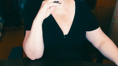 Snapshot of charlottextasty chatting on November 2025 11:31:02 AM CharlotteXTasty online show from November 2025 11:31:02 AM